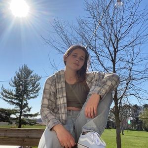 Meet your Posher, Alyssa